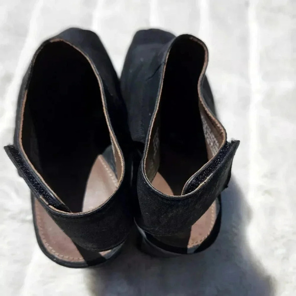 Earthies Manza Black Wedge Peep Toe Comfort Arch Support Sandals Wmn’s 6.5 - Picture 4 of 4